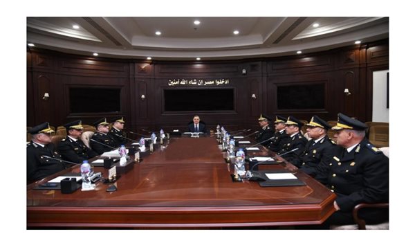 اللواء محمود توفيق وزير الداخلية
