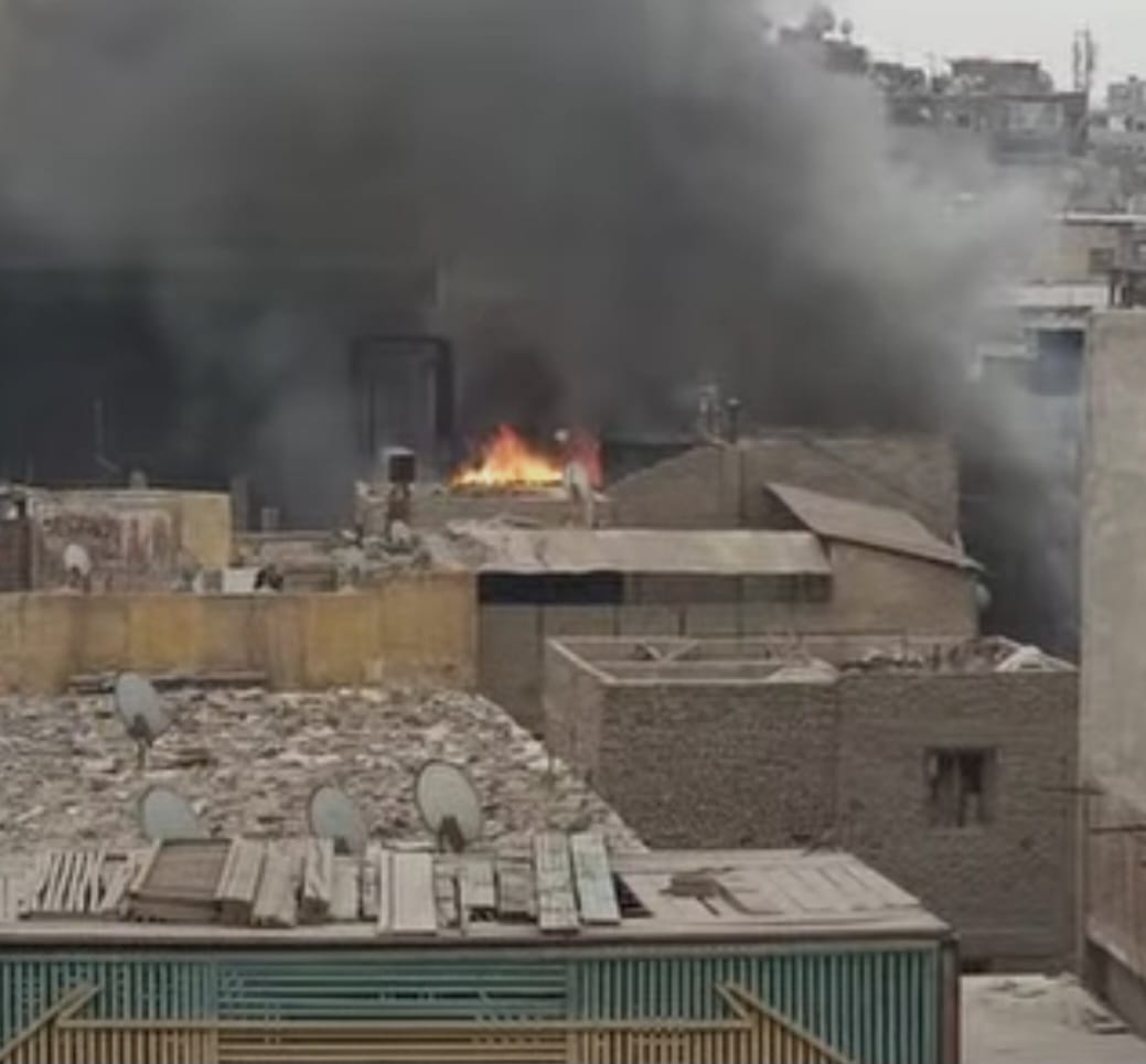 حريق هائل في مول تجاري بالعتبة