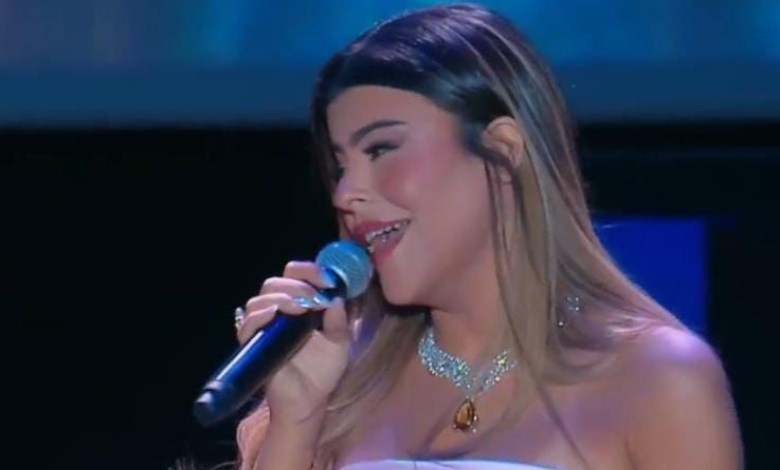 الفنانة لي لي