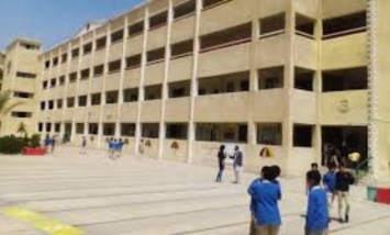 خاص| سقوط طفلة من زحليقة في مصر الجديدة.. والتعليم تتحقق