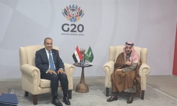 وزير الخارجية خلال اللقاء