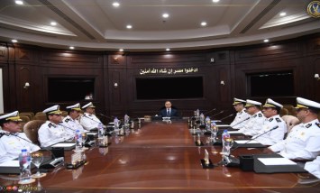 وزير الداخلية خلال الاجتماع الأمني