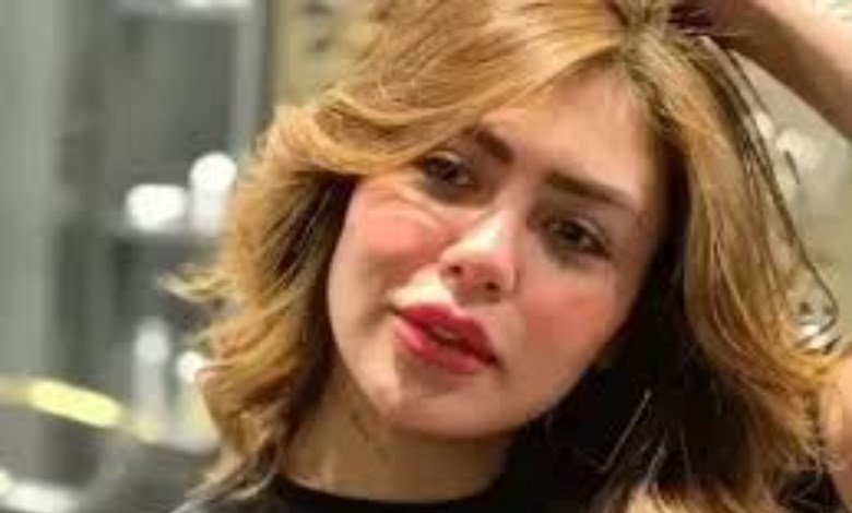هدير عبد الرازق تهاجم منتقدي رحمة محسن: "تموتوا في الفضايح وتعيبوا على خلق الله"