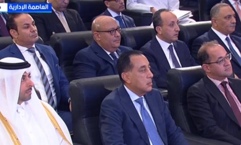 رئيس الوزراء خلال توقيع الشراكة مع قطر
