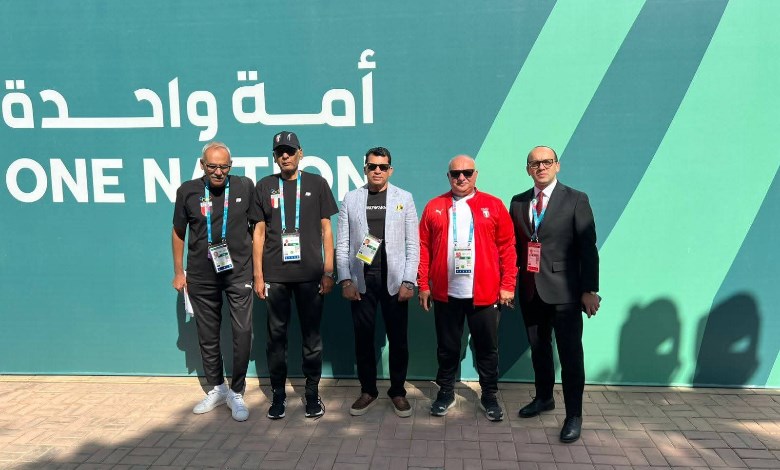 وزير الشباب خلال الزيارة