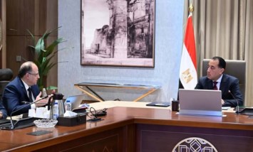 رئيس الوزراء خلال اللقاء