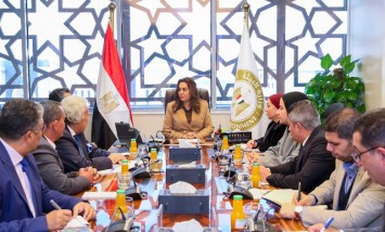 وزيرة البيئة خلال اجتماع المحميات الطبيعية