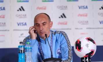 كرونسلاف يورتشيتش المدير الفني لفريق نادي بيراميدز