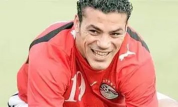عمرو ذكي
