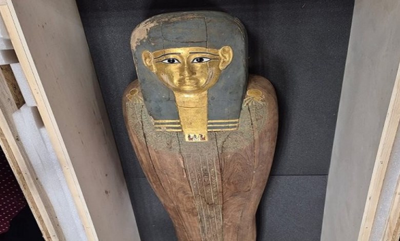 قطعتين أثريتين