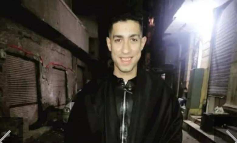 شاب في التجمع