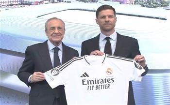 ريال مدريد يقدم تشابي ألونسو لوسائل الإعلام

