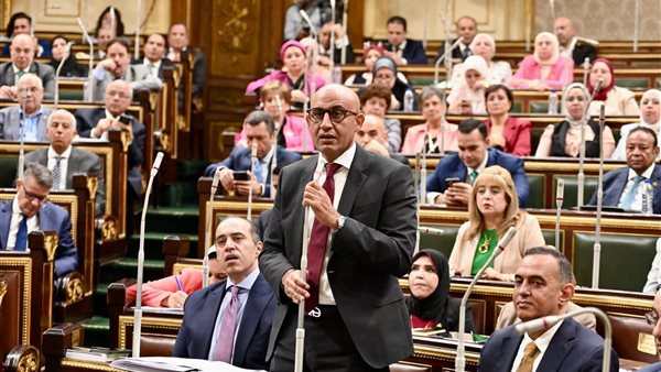 محمد عبداللطيف وزير التربية والتعليم

