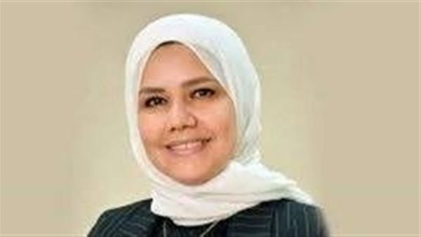رشا عبدالعال رئيس مصلحة الضرائب
