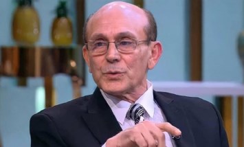 الفنان الكبير محمد صبحي 