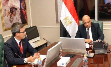 وزير الكهرباء