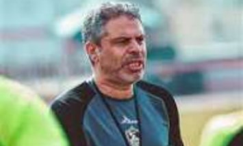 معتمد جمال المدير الفني للفريق الأول لكرة القدم 