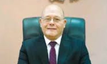 الدكتور حسان النعماني رئيس جامعة سوهاج 