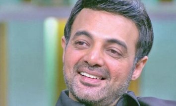 عمرو محمود ياسين 