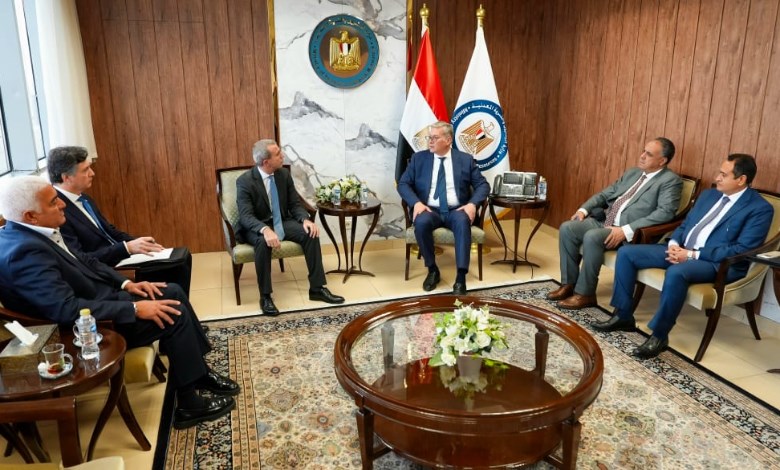 وزير البترول