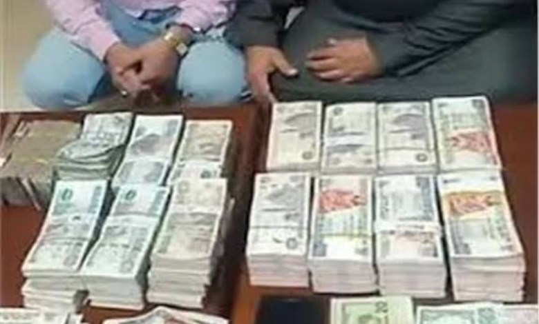 سقوط جديد لتجار العملة.. الأمن يضبط تعاملات غير مشروعة بـ7 ملايين جنيه خلال 24 ساعة