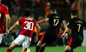 الأهلي والجيش الملكي 