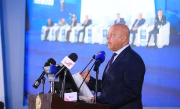مصر بوابة المستقبل للتجارة الخضراء.. كامل الوزير يكشف خطة الممرات اللوجستية الذكية
