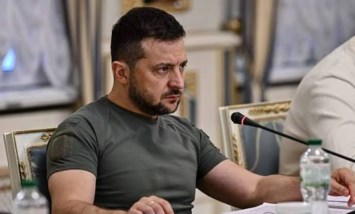ضربة في قلب الطاقة الروسية.. زيلينسكي يكشف استهداف منشأة نفطية قرب بحر البلطيق