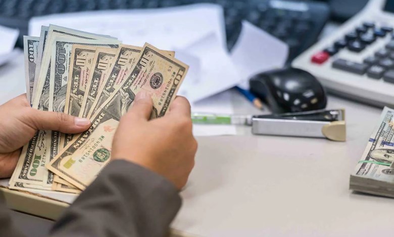 سعر الدولار اليوم