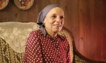 عارفة عبد الرسول  أوائل الحاضرين في العرض الخاص لفيلم "برشامة"