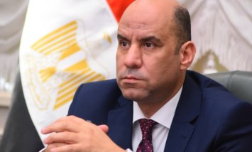 وزير العمل 