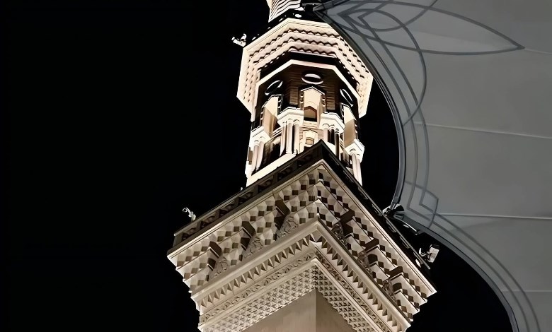 أذان المغرب 