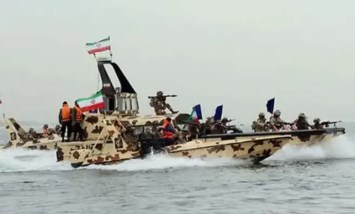 الحرس الثوري الإيراني يستهدف 3 سفن في هرمز