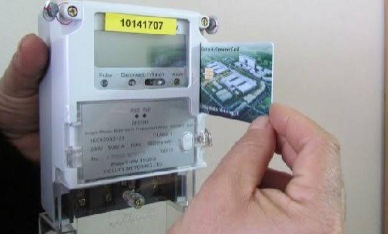 لماذا تطلب شركات الكهرباء شحن الكارت من الفرع كل 3 أشهر؟
