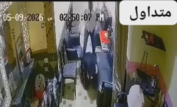 بعد خطبتها من آخر.. شاب يعتدي علي خطيبته السابقة داخل كوافير حريمي في بورسعيد