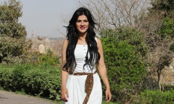 الفنانة ياسمينا المصري 