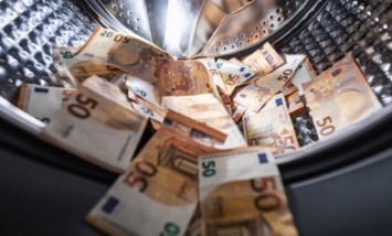  جرائم غسل الأموال