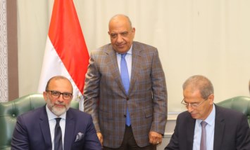 الكهرباء والطاقة المتجددة