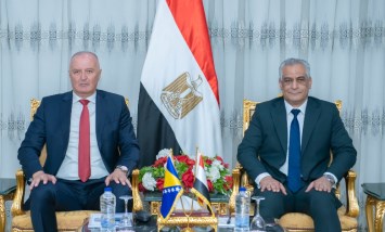 مصر والبوسنة تبحثان تصنيعًا دفاعيًا مشتركًا ونقل التكنولوجيا