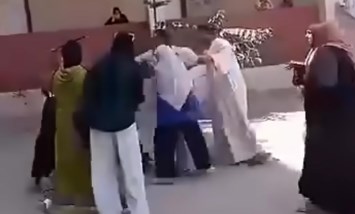 بسبب منع الغش.. معلمة تتعرض لاعتداء صادم داخل محيط لجنة امتحانات الإعدادية