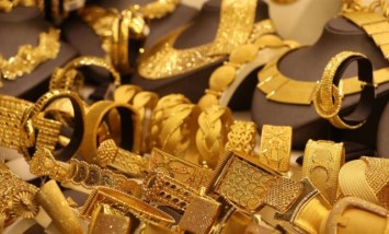 متى تشتري الذهب ومتى تبيعه؟.. خبراء يحددون التوقيت الأمثل