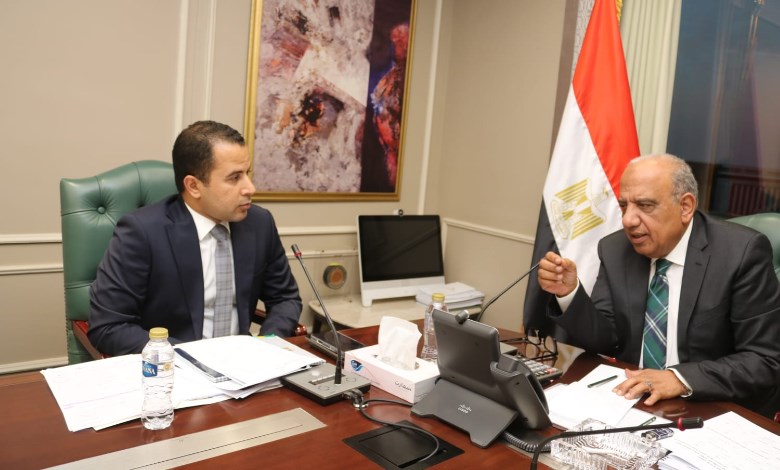 وزير الكهرباء