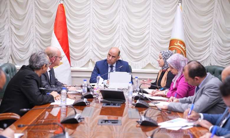 تطوير خدمات التوظيف والتحول الرقمي.. تفاصيل خطة وزارة العمل الجديدة