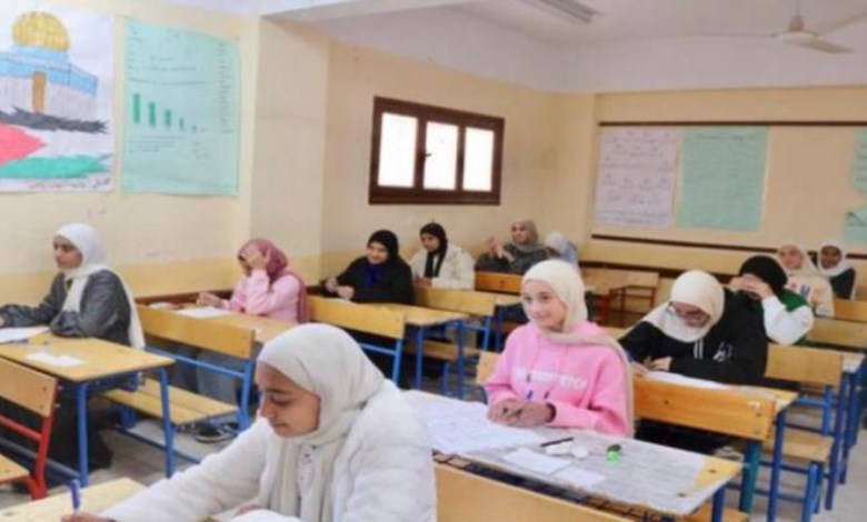 حل امتحان اللغة العربية 2026.. تعرف على أبرز الإجابات وتوزيع الدرجات بعد انتهاء الامتحان