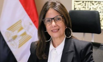 وزيرة الثقافة