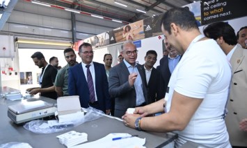 وزير الاستثمار يتفقد مصنع جيد تكستايل للملابس الجاهزة بالإسماعيلية