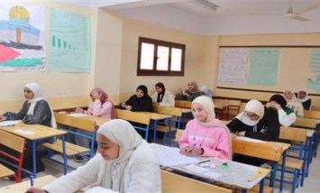 «كام سؤال صح؟».. نموذج حل امتحان الفيزياء للثانوية العامة 2026 كاملًا