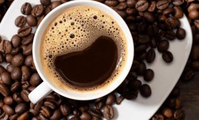 القهوة على صفيح ساخن.. لماذا تواصل أسعار البن الارتفاع في الأسواق العالمية؟